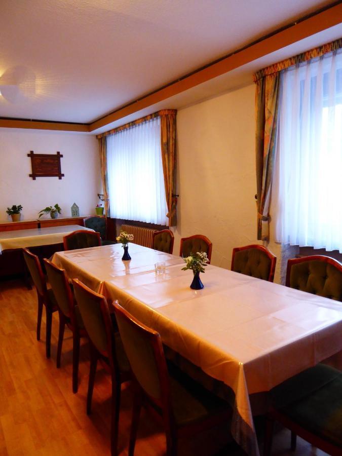 Pension Gasthof Zum Lamm Bischofsheim an der Rhoen Exterior photo