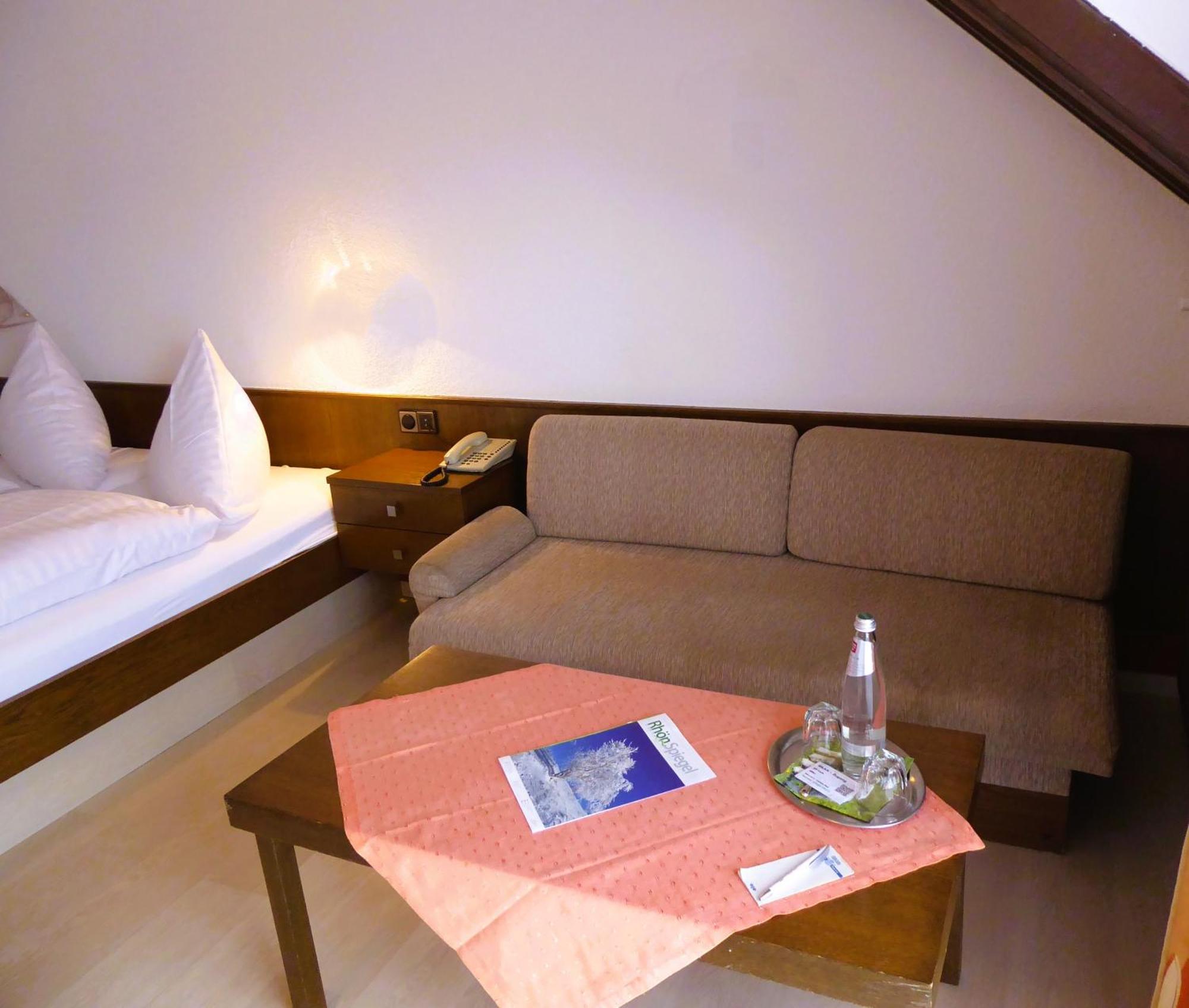Pension Gasthof Zum Lamm Bischofsheim an der Rhoen Room photo